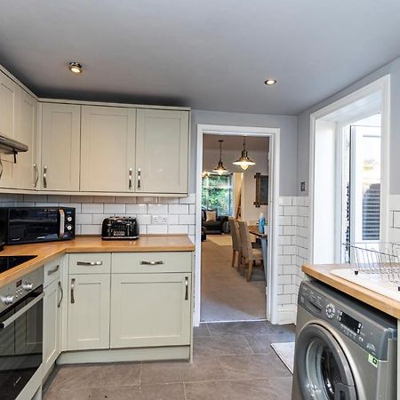 Modern 3 Bed, Heart Of Ashley Cross, 5 Mins To Sandbanks Poole Εξωτερικό φωτογραφία