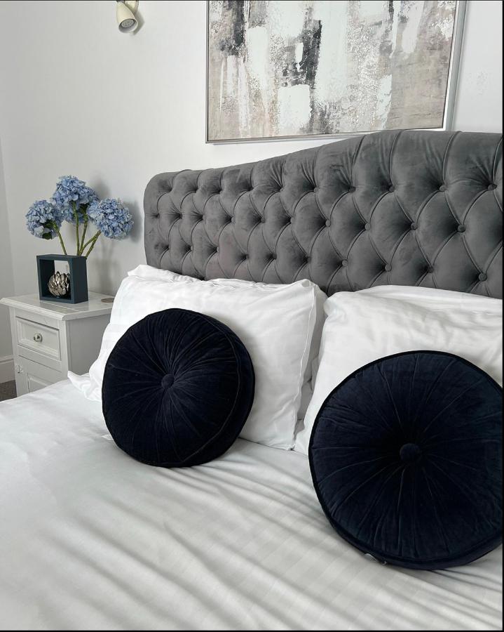 Modern 3 Bed, Heart Of Ashley Cross, 5 Mins To Sandbanks Poole Εξωτερικό φωτογραφία