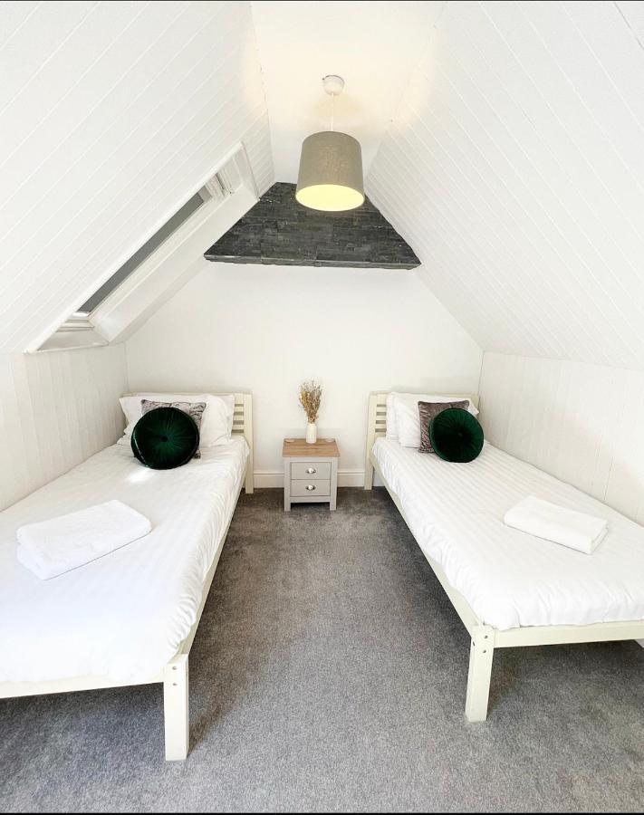 Modern 3 Bed, Heart Of Ashley Cross, 5 Mins To Sandbanks Poole Εξωτερικό φωτογραφία