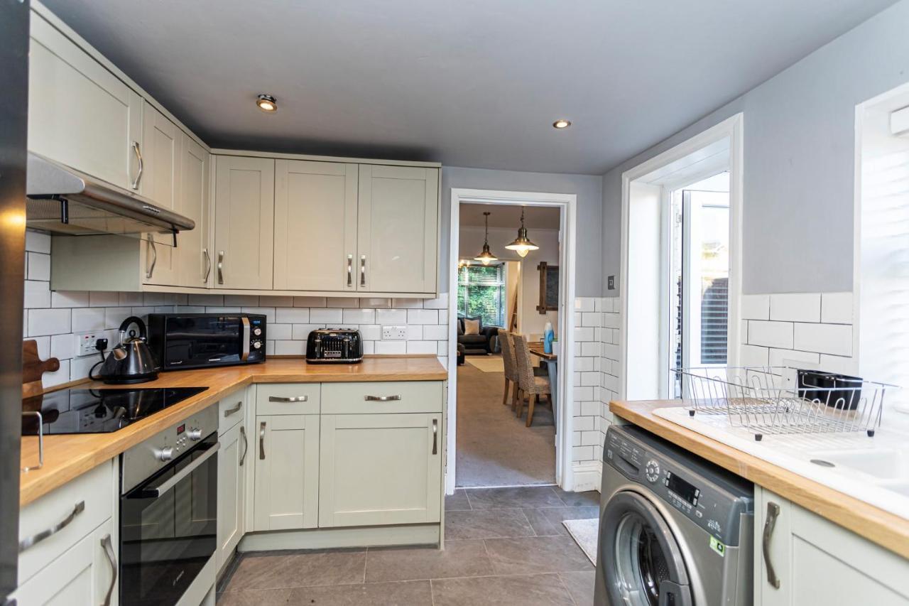 Modern 3 Bed, Heart Of Ashley Cross, 5 Mins To Sandbanks Poole Εξωτερικό φωτογραφία